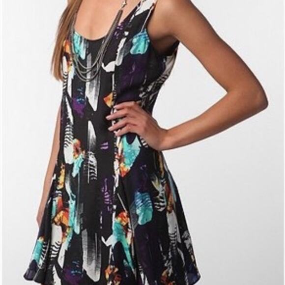 BB Dakota Black Feather Sleeveless Party Dress - Picture 1 of 7